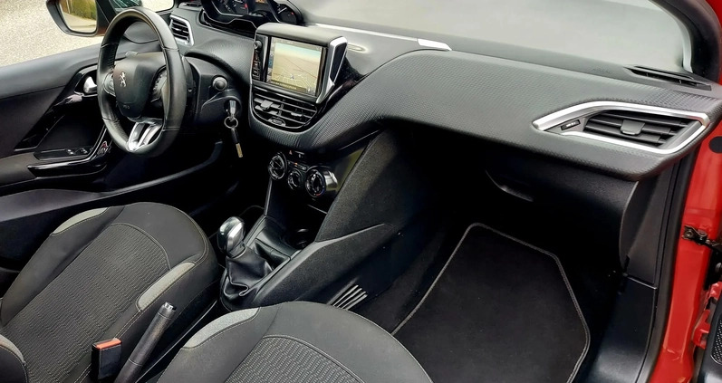 Peugeot 208 cena 27900 przebieg: 94000, rok produkcji 2016 z Prudnik małe 106